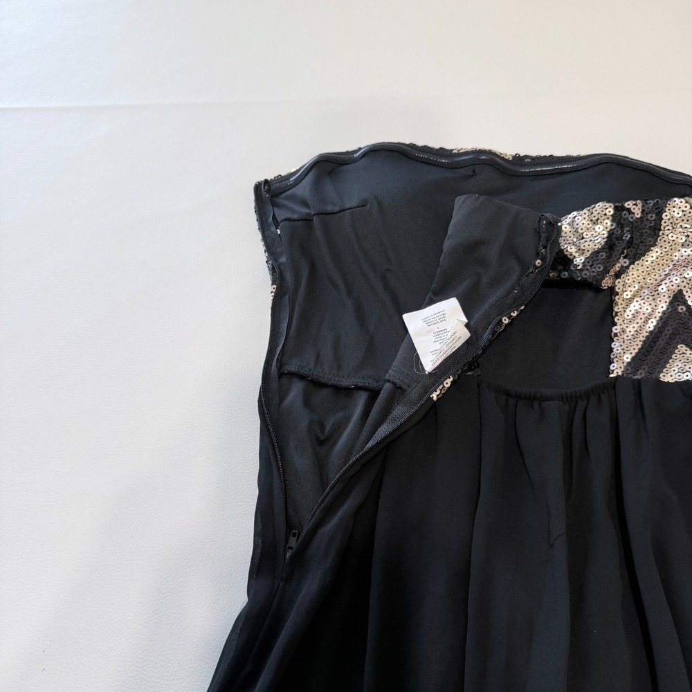 My Michelle Strapless Cocktail Dress Size 3 Back Cut Out Chevron Sequin Party - Picture 8 of 10